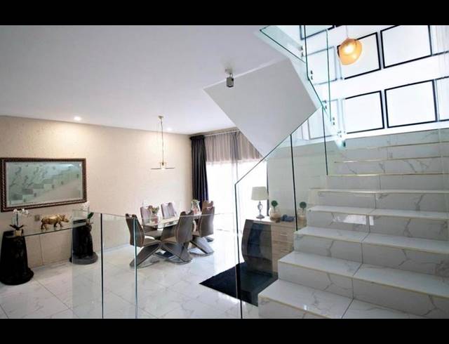 5 BEDROOM PROPERTY TO RENT IN SANDTON CITY